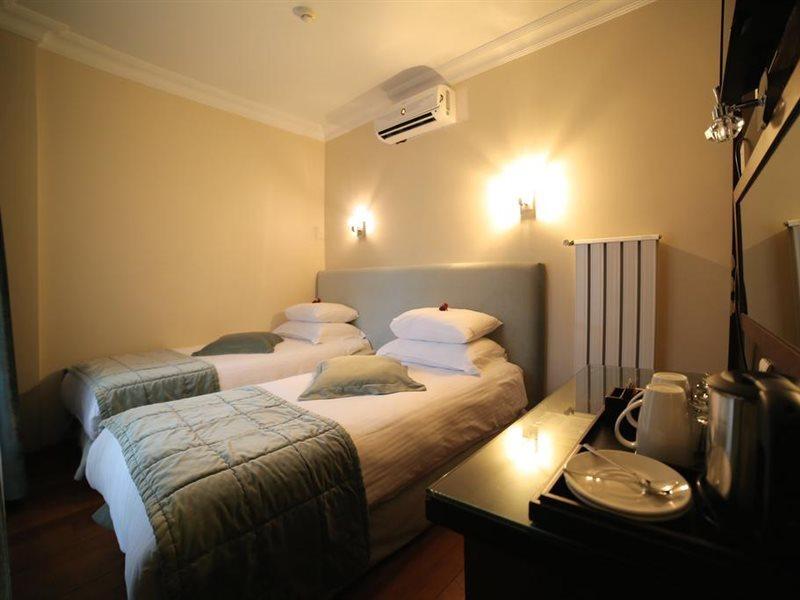 Tria Elegance Istanbul Hotel Bagian luar foto