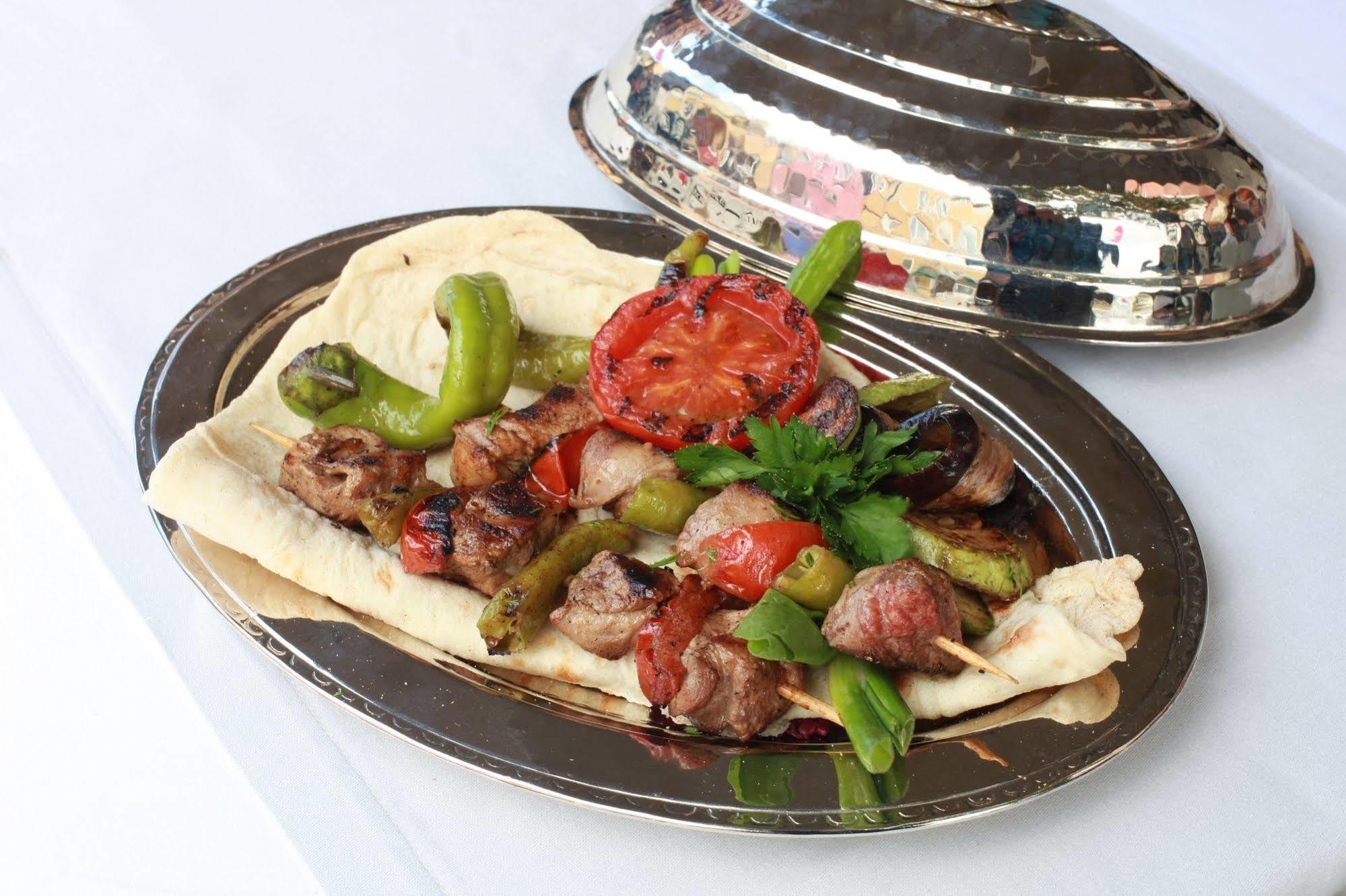 Tria Elegance Istanbul Hotel Bagian luar foto