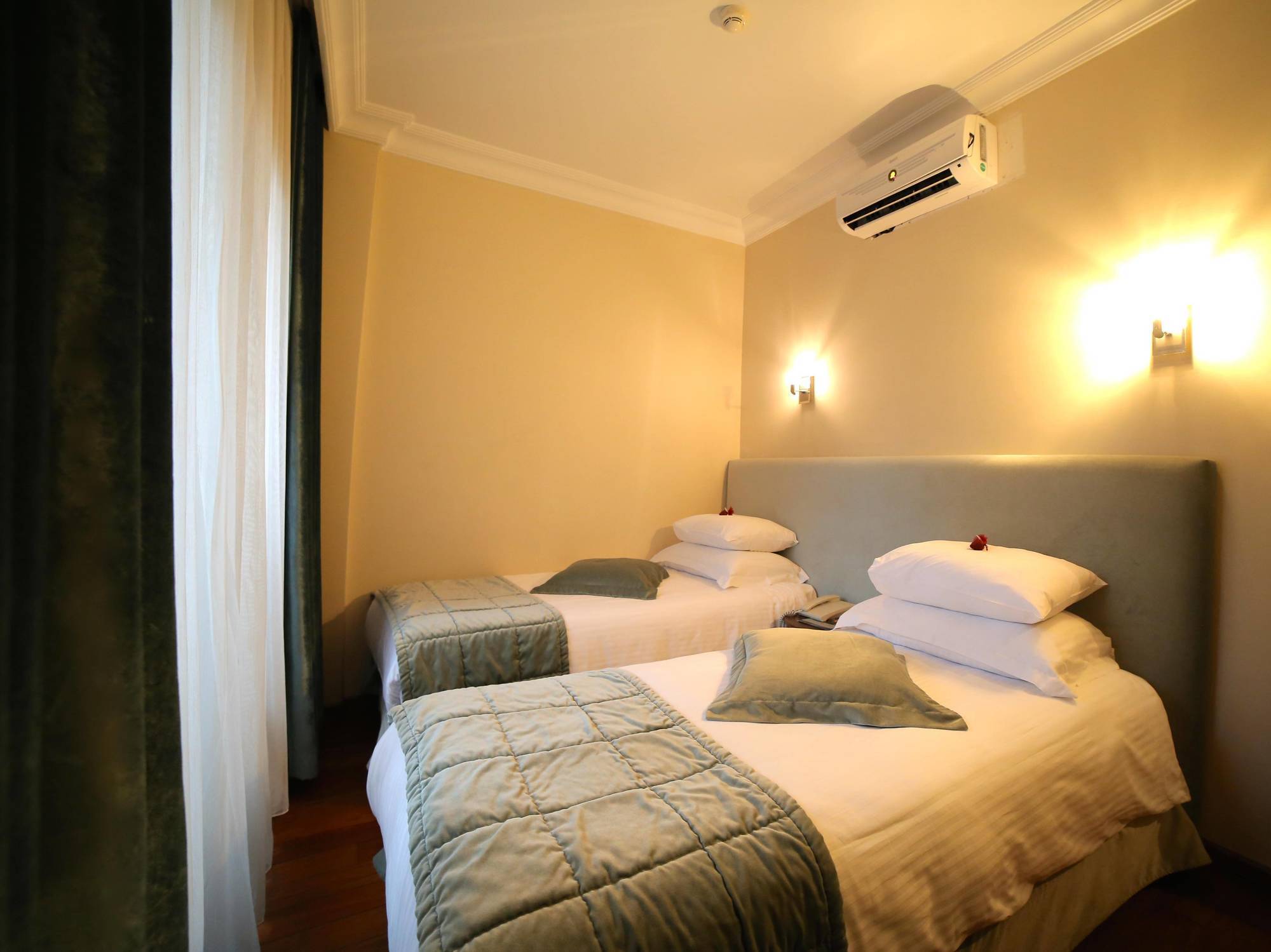 Tria Elegance Istanbul Hotel Bagian luar foto